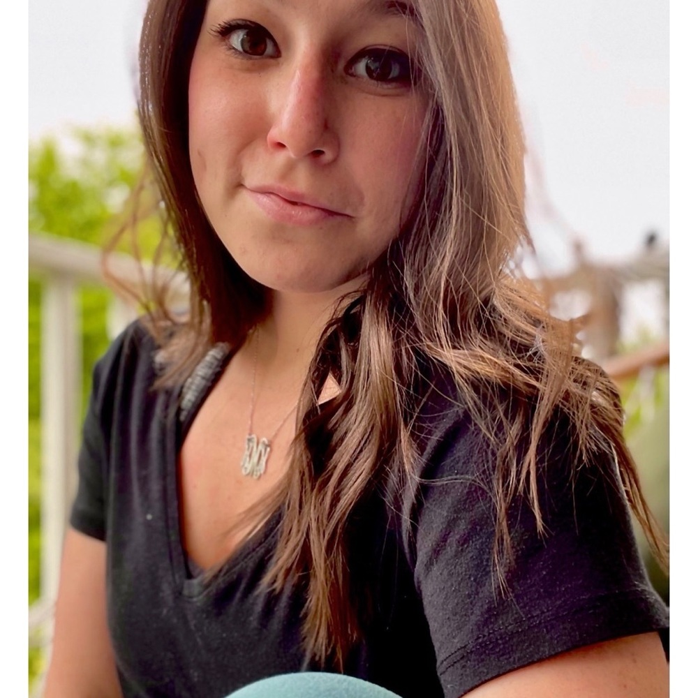 Meet your Posher, Hailey